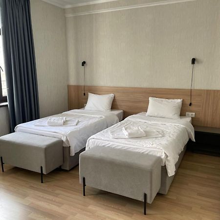 Отель Issyk Ata Retreat Gorno-Serafimovka Экстерьер фото